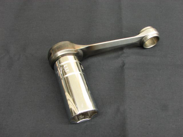 Plug wrench