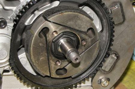 maintenance_clutch_bearing_02.jpg