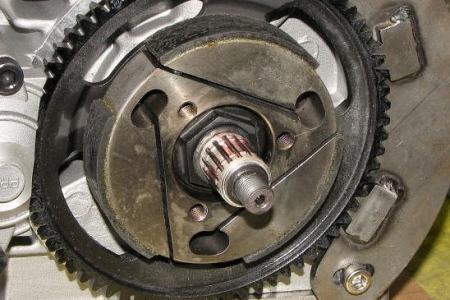 maintenance_clutch_bearing_05.jpg